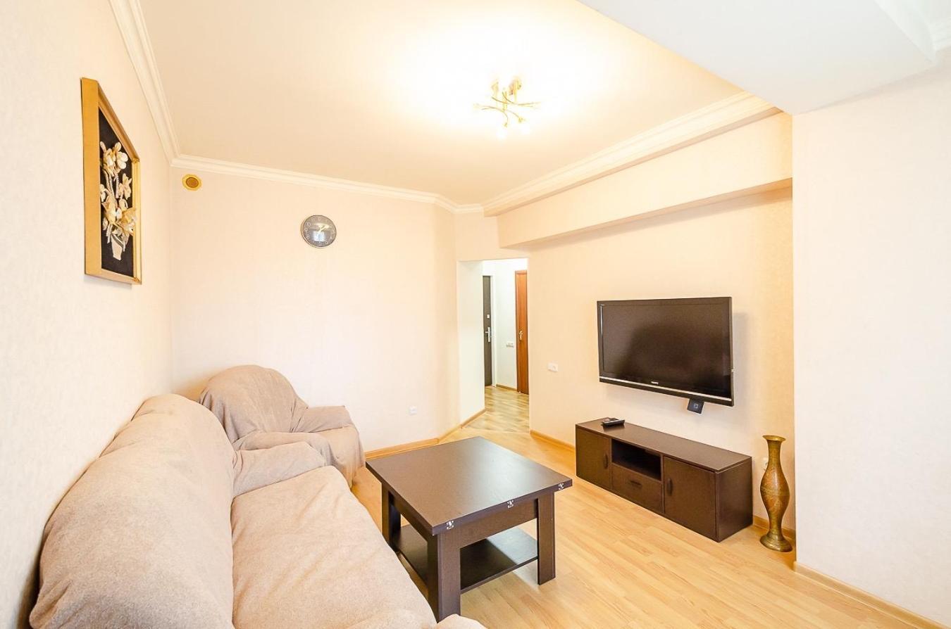 Excellent Apartment In The Center Of The Capital.Amiryan Erivan Dış mekan fotoğraf